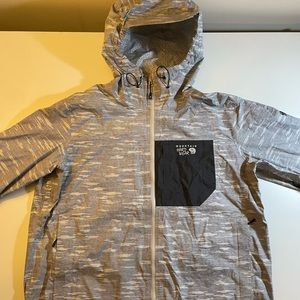 NWOT Mountain Hardware DryQ Snow Shell